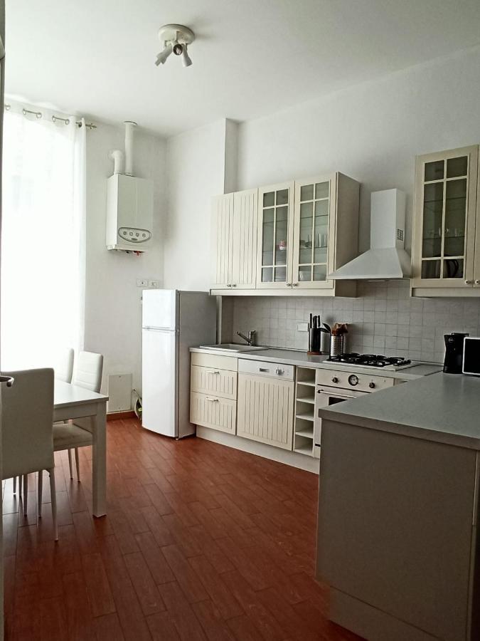Spezialhouse Apartment La Spezia Bagian luar foto