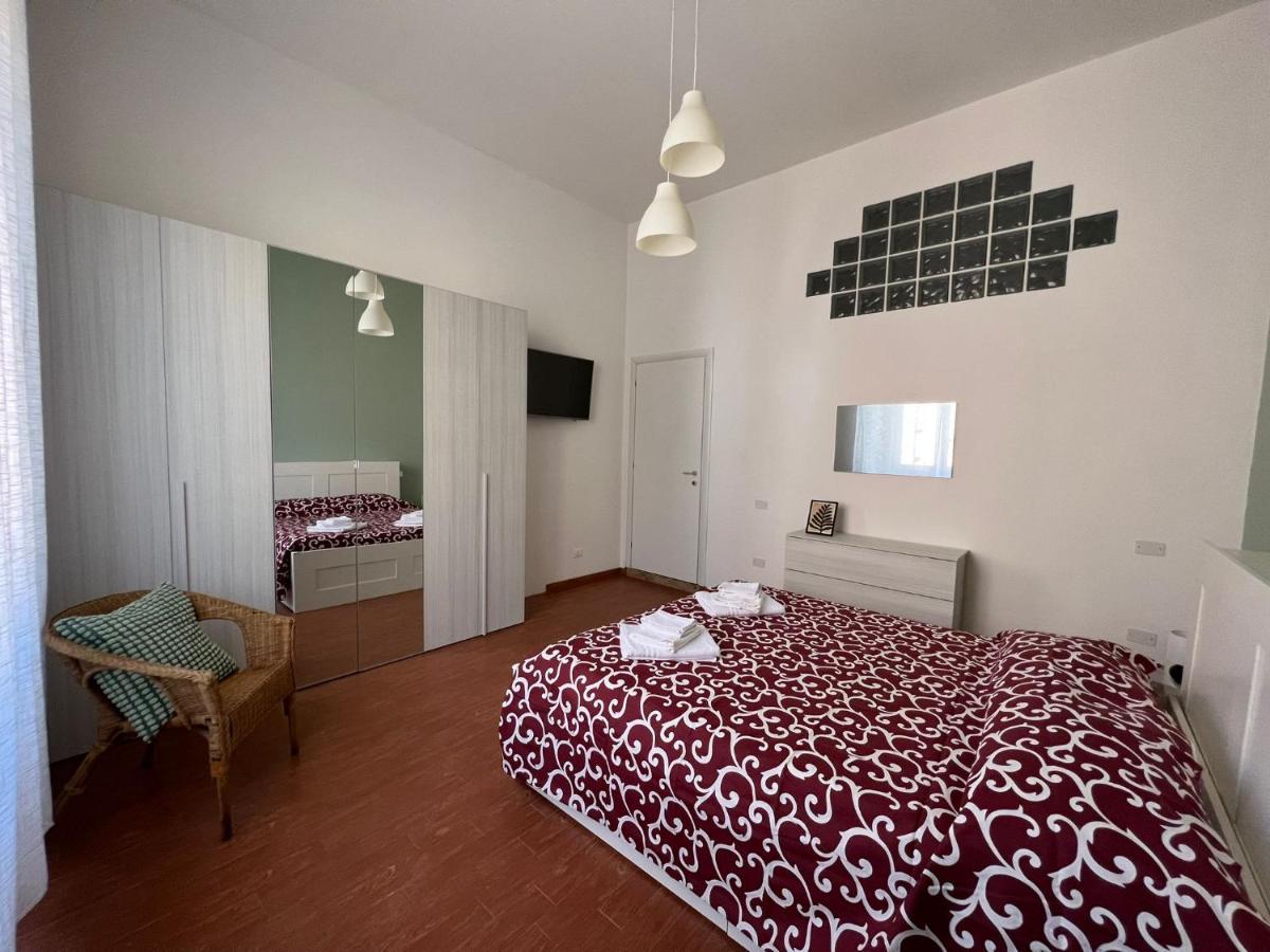 Spezialhouse Apartment La Spezia Bagian luar foto